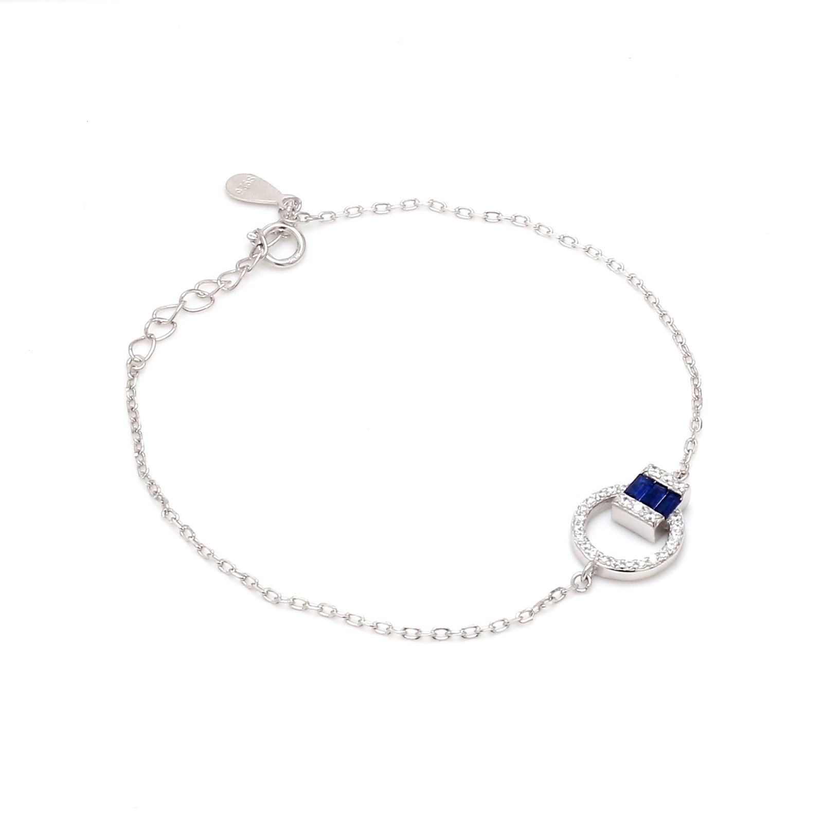 Nirelle Vert Glow Misty Bracelet – Subtle Green Elegance - Image 3