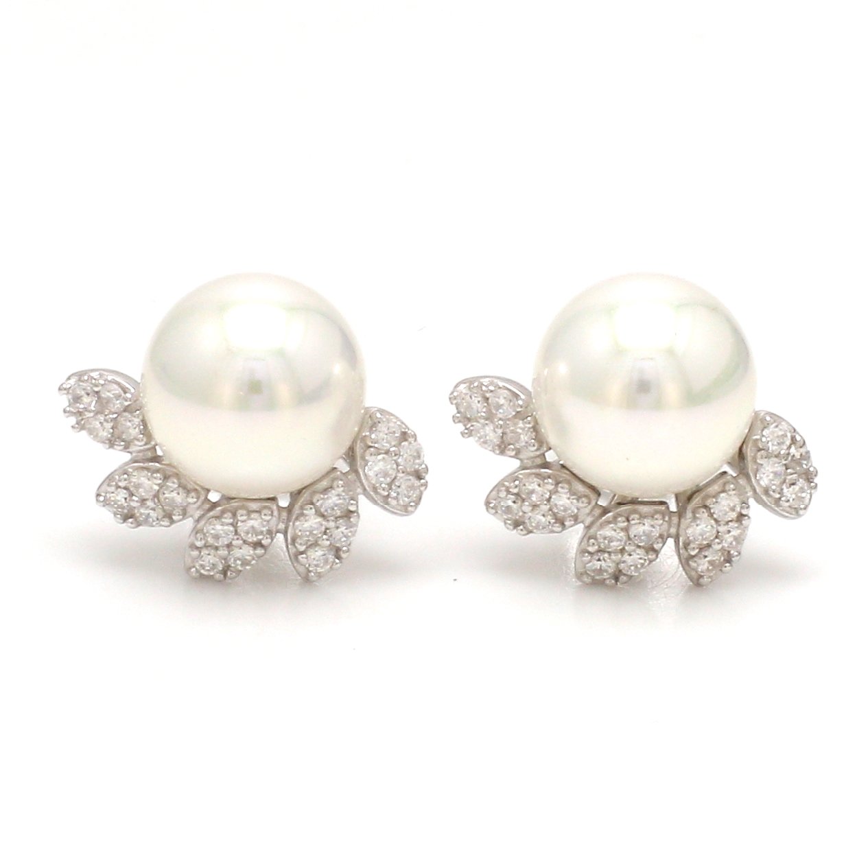 Nirelle Snow Petal Studs