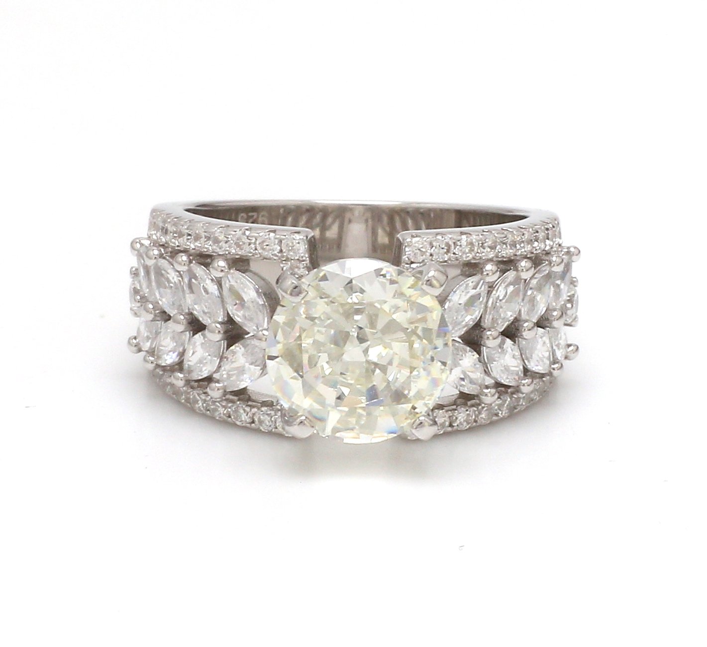 Nirelle Big Solitaire Band