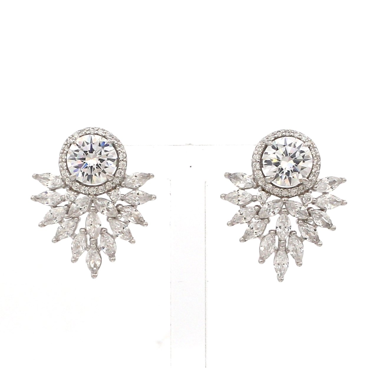 Noor Necklace Set – White - Image 2